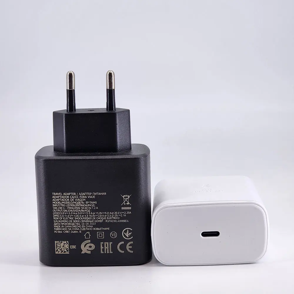 Applicable to Samsung  Samsung PD fast charging 45W US standard type-c charger safety regulations